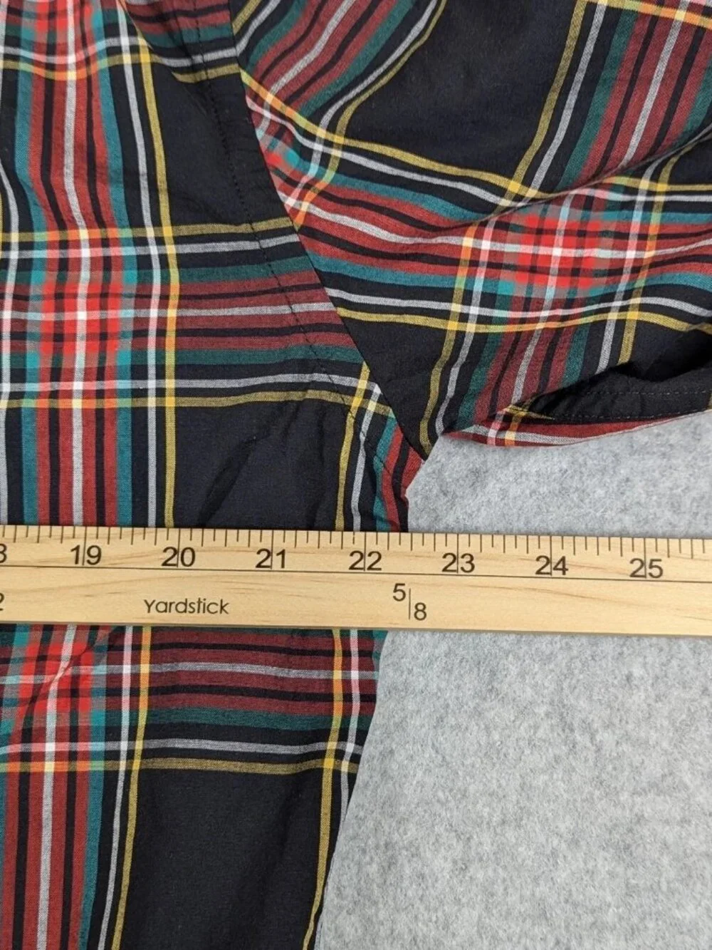 J Crew Shirt Men's Large Slim Untucked Holiday Tartan Casual Button Down